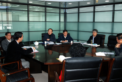 市商務兩委書記、主任王樹培到市外企協會視察、座談