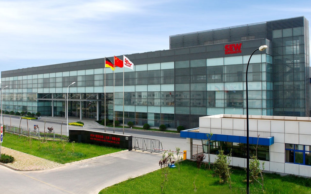 SEW-傳動設(shè)備(天津)有限公司(圖1) SEW-傳動設(shè)備(天津)有限公司(圖1)